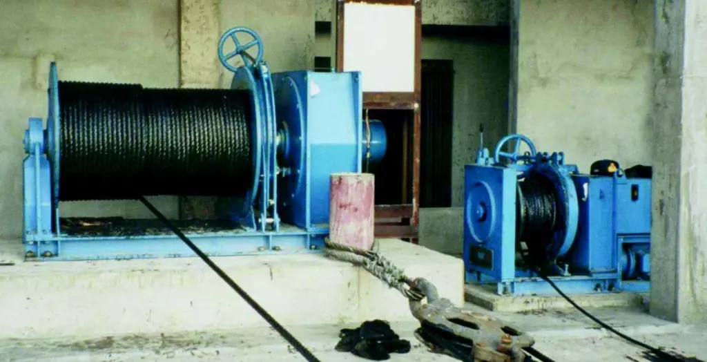 North Sea Winches supplied this 20 ton electric slipway winch with electro-hydraulic down-haul winch to Sri Lanka.