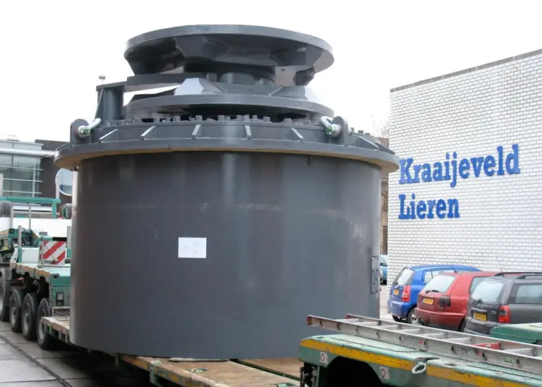 The winches for the Vanguard are large, but not even the largest from Kraaijeveld.