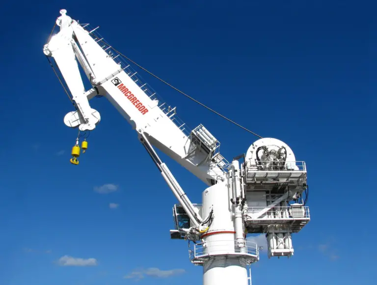 MacGregor 100-tonne SWL active heave-compensated (AHC) subsea