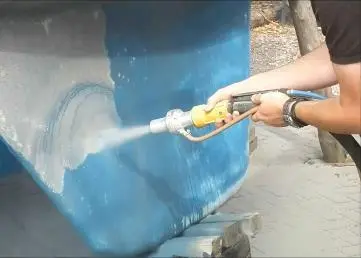 PBS wants to show marinas that they can provide an in-house anti-foul removal service themselves