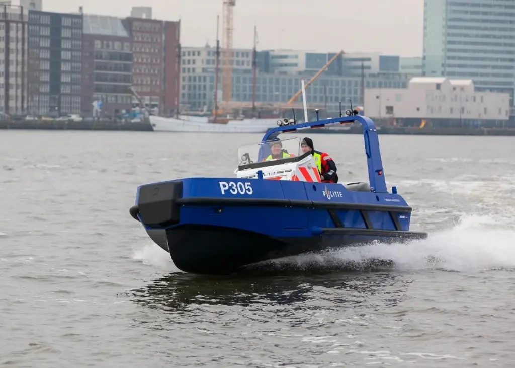 The Dutch Police valued the Stormer Rescue range's aluminium hull