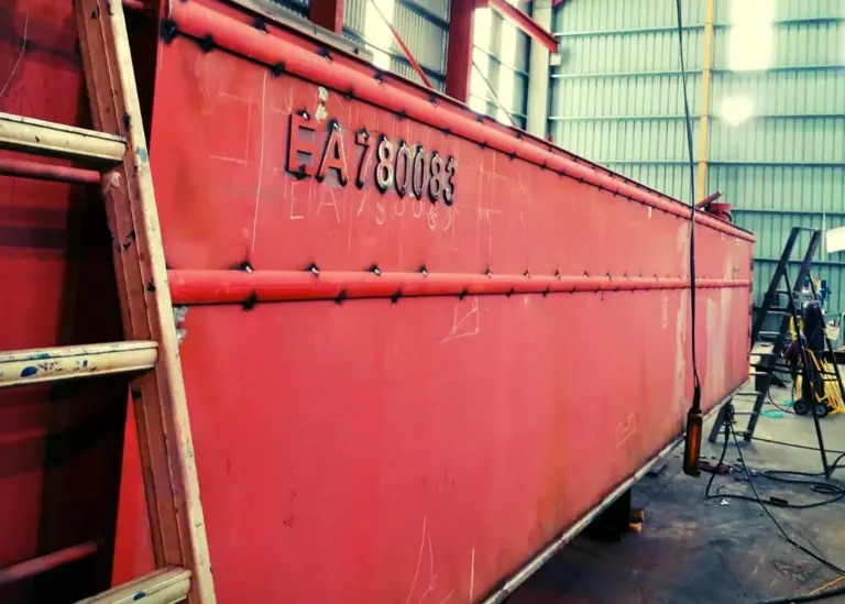 hopper barge
