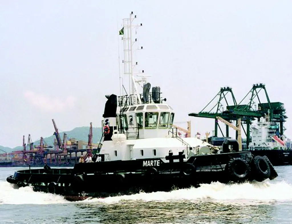 The harbour tug Marte has a 1,285kW Deutz 628 driving Schottel propulsion.