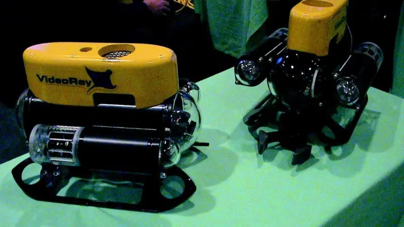 VideoRay 2002 remains the smallest ROV available.