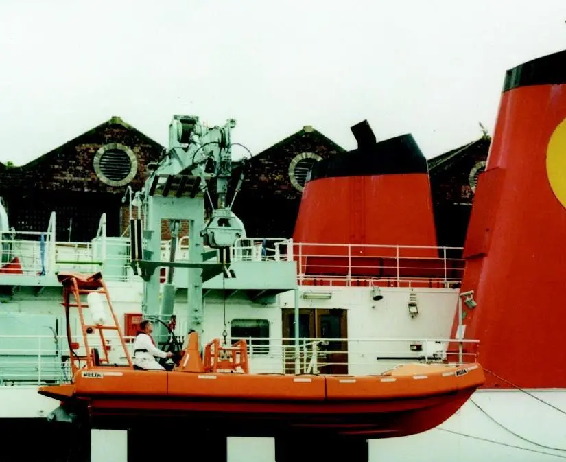 Hook Marine developed a load indicator system for Calmac Ferries.