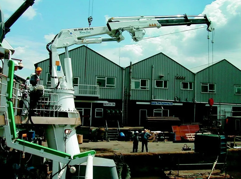 The HEILA HLRM.45-2S marine crane undergoing its overload tests.