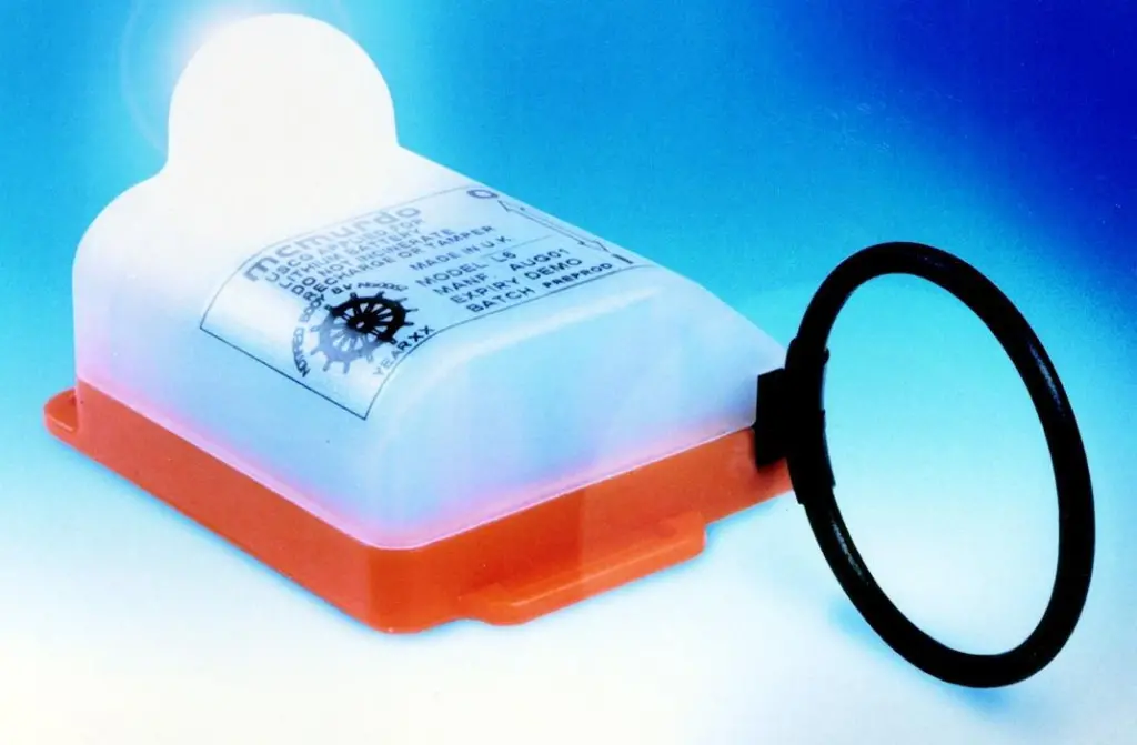McMurdos new all round flashing L6 lifejacket light.