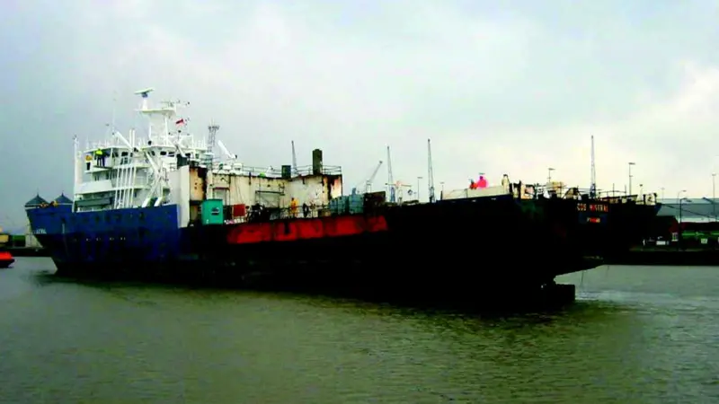 French seismic ship Mistral gets revamp at MWB.