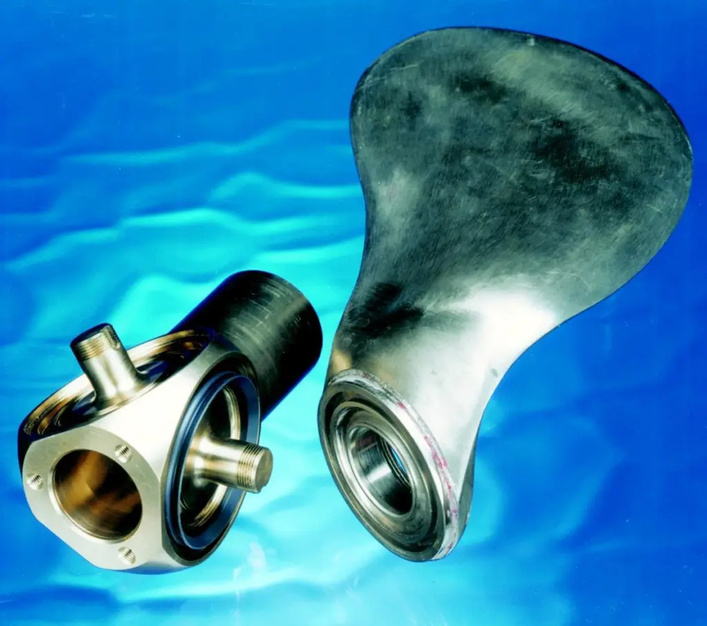A variable pitch propeller with the specially developed Economos seal installed.