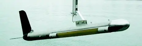 Kleins new Model 3000 sidescan sonar featuring dual-frequency operation and a standard depth rating of 1500m.
