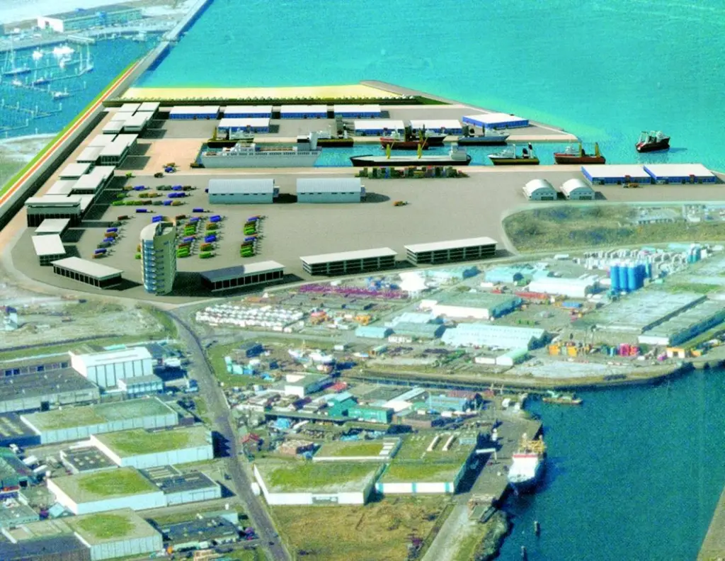 IJmuidens new Third Harbour will provide shippers with immediate access to the North Sea.