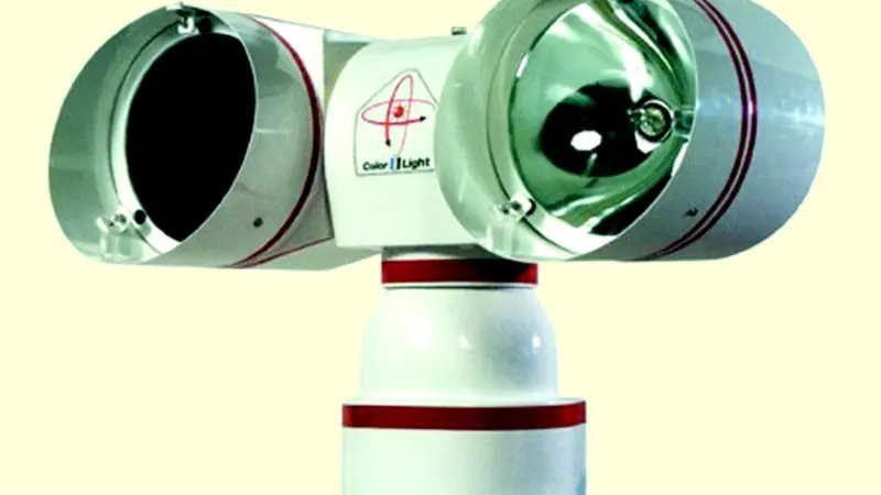 The dual headed ColorLight searchlight combines halogen and UV lights in one unit.