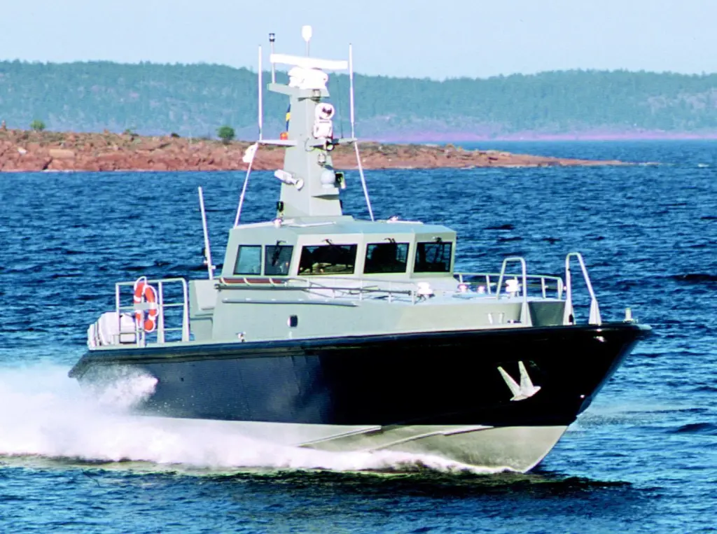 Dockstavarvets new IC 15M fast patrol craft is expecting to make the 600 nautical mile crossing from Gothenburg to Dover in 15 hours.