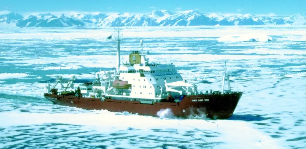 The RRS James Ross Clark in the Antarctic. (Photo by Peter Bucktrout, British Antarctic Survey)