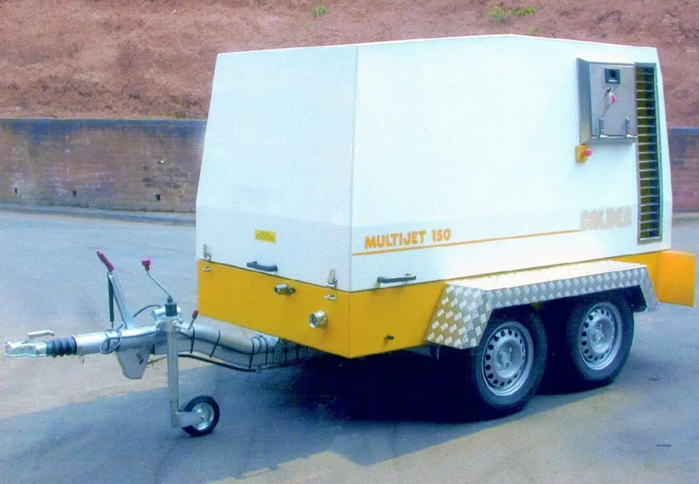 The new pump is mounted on a twin axle trailer and enclosed with an acoustic hood.