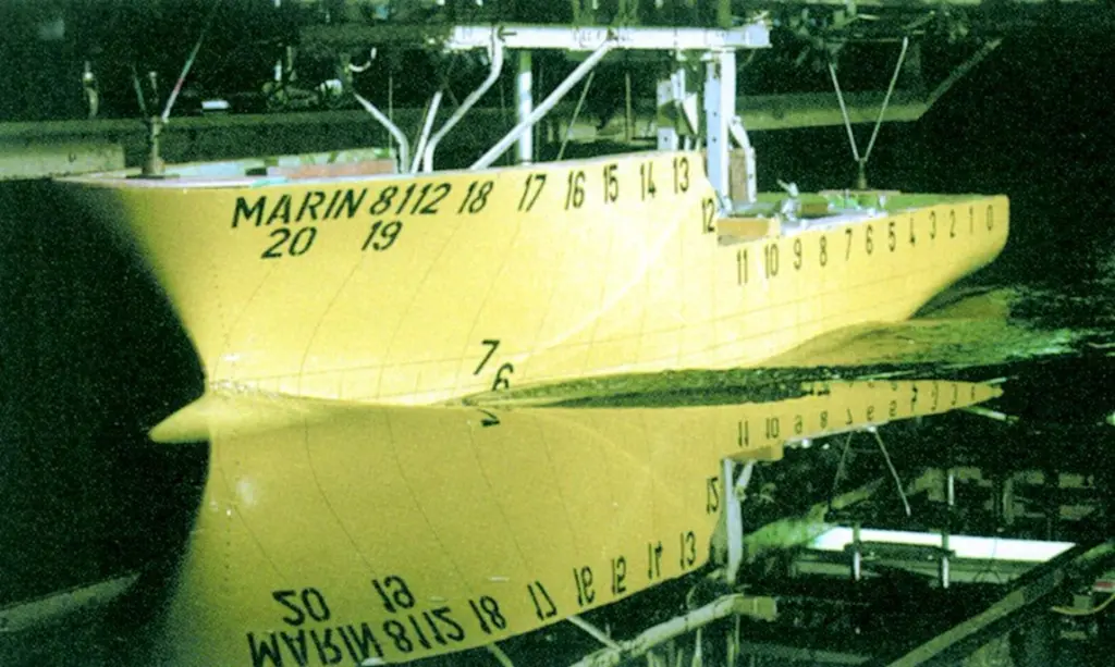 A ship model is tested in MARINs new Depressurised Towing Tank.