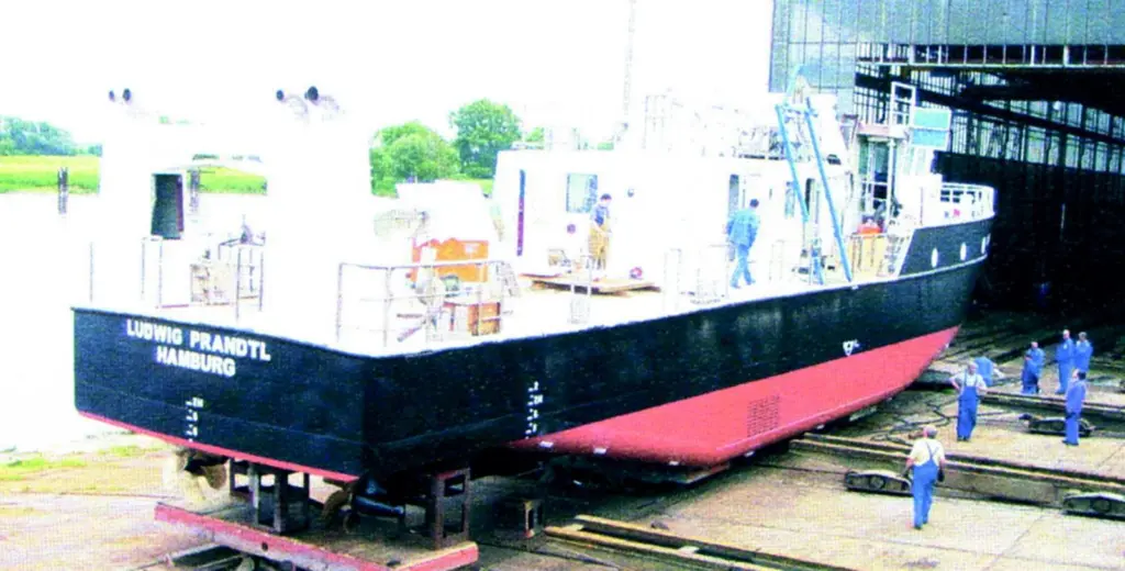 Demanding job: Conversion of Ludwig Prandt at East Germanys SET.