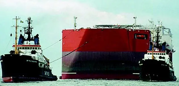 Bonga was towed to the Tyne by SmitWijs.