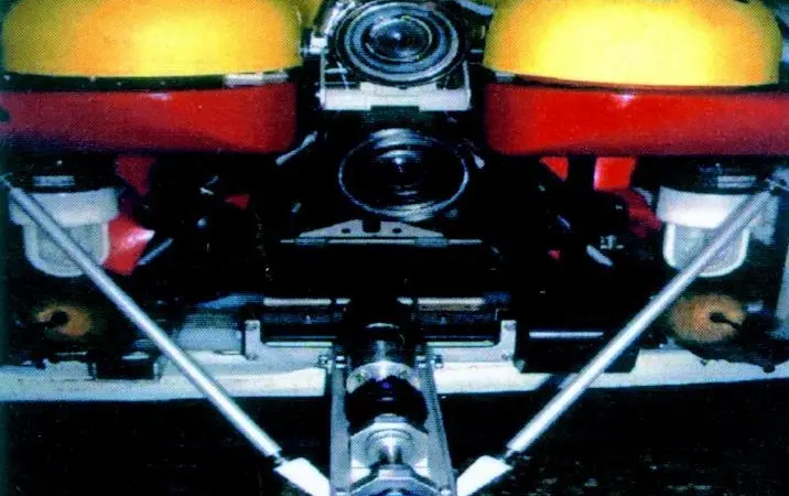 The Falcon ROV with powered cleaning brush attached increases project safety in ALWC surveys.