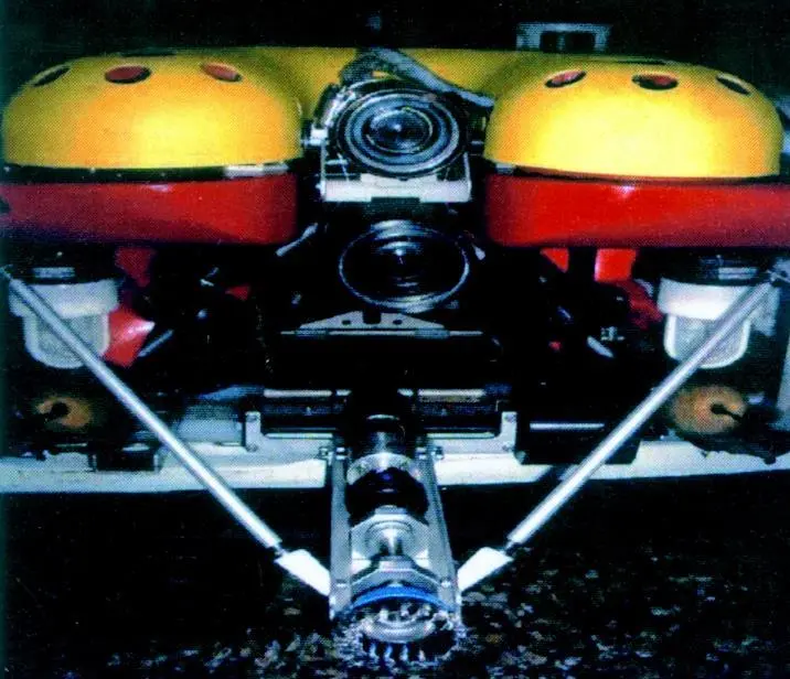 The Falcon ROV with powered cleaning brush attached increases project safety in ALWC surveys.