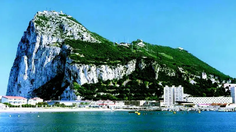 Emu conducted a comprehensive survey along the proposed route of Gibraltars sea outfall.