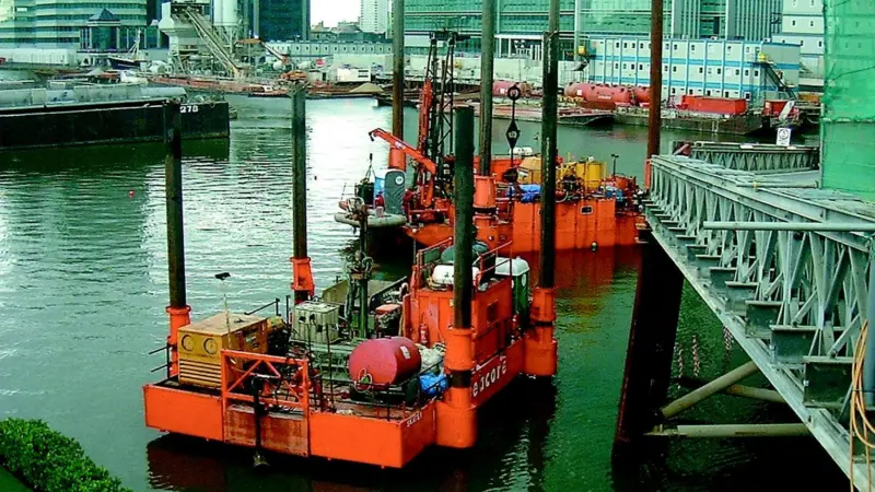 Seacore deployed its own jack-ups for major marine geotechnical investigations in Londons Docklands.