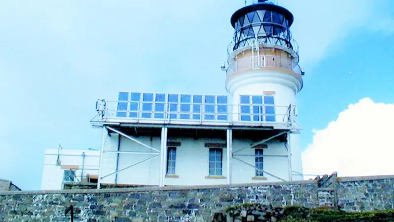 Saft Sunica rechargeable nickel-cadmium batteries have been installed at the Flannan Isles Lighthouse in the Western Isles of Scotland.