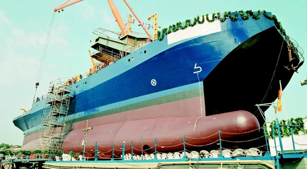All-electric SWATH Planet is a German Navy groundbreaker.