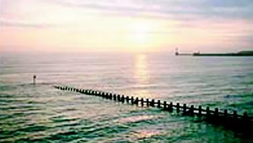 The proposed wind turbines would be situated off Aberdeen beach.