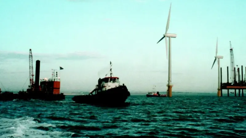 Work has begun on Powergen Renewables Scroby Sands project, which will become the second largest operational offshore wind farm in Europe.