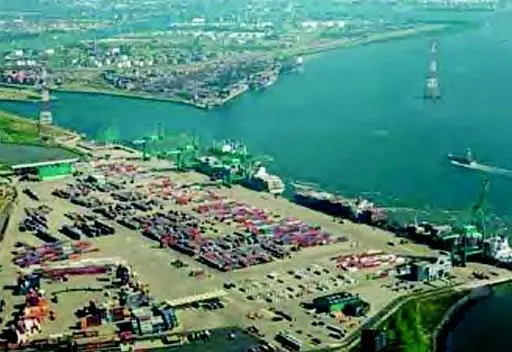 Dredging work in the river Scheldt that was intended to enhance access to Port of Antwerp has been criticised by the European Commission, which claims that compensatory measures are inadequate.