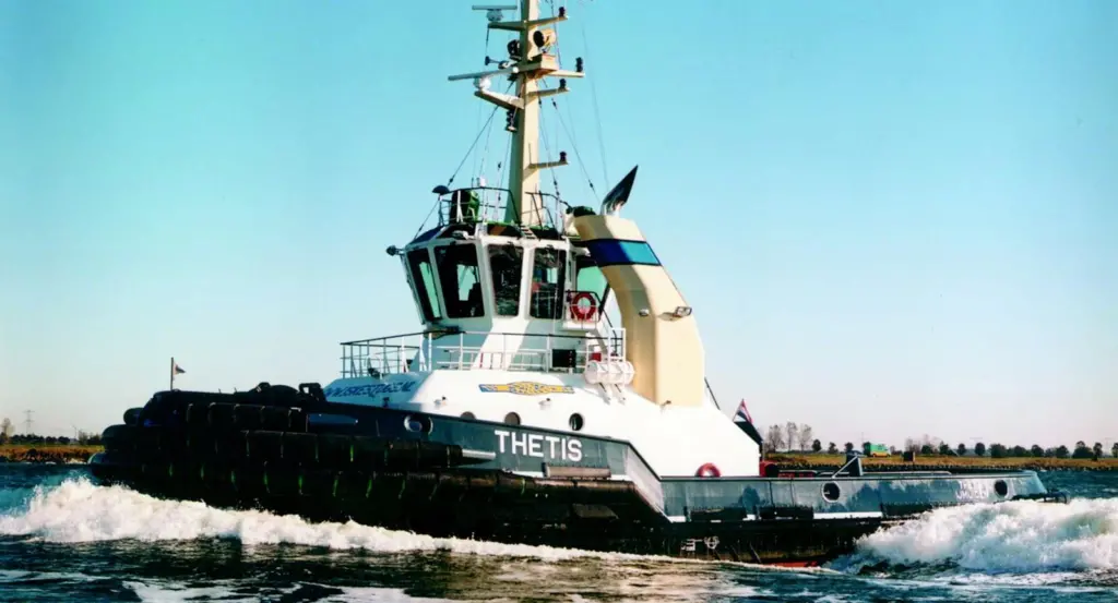 Thetis is now in service with Iskes at Ijmuiden.