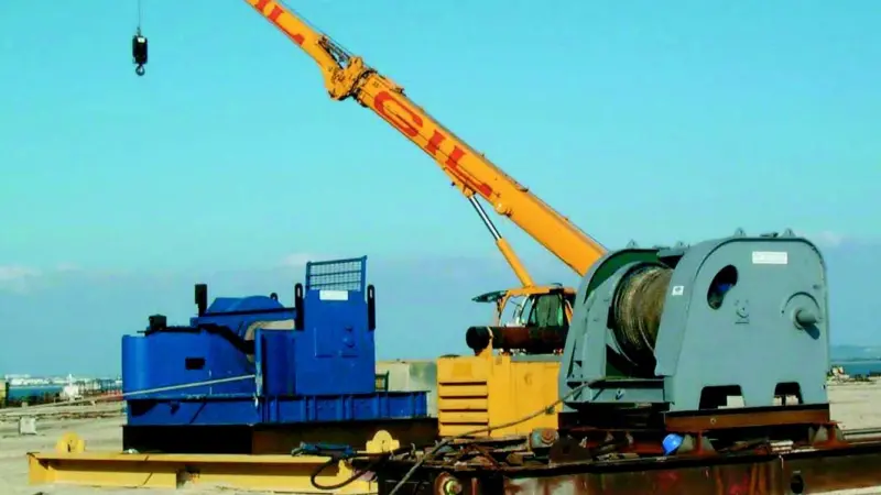Winches recently rented by Atlas Winch & Hoist Services to Dragados S.A. of Spain.