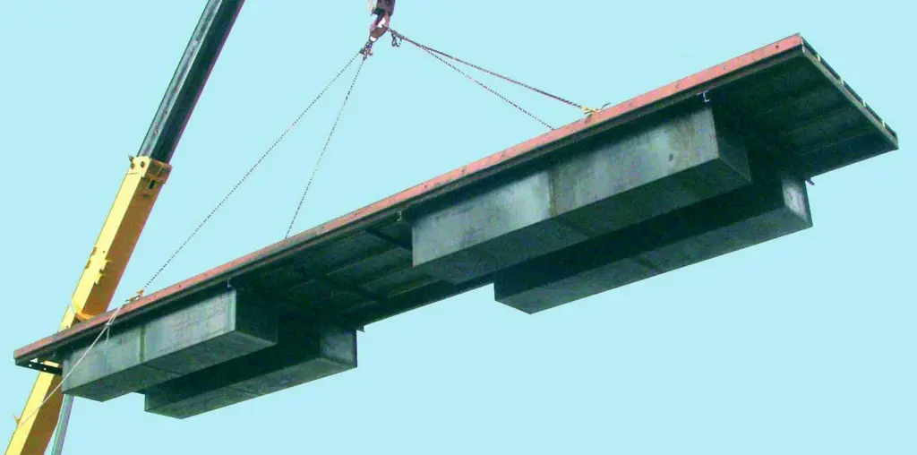 Docking Solutions new modular pontoon for sheltered waters is inherently stable.