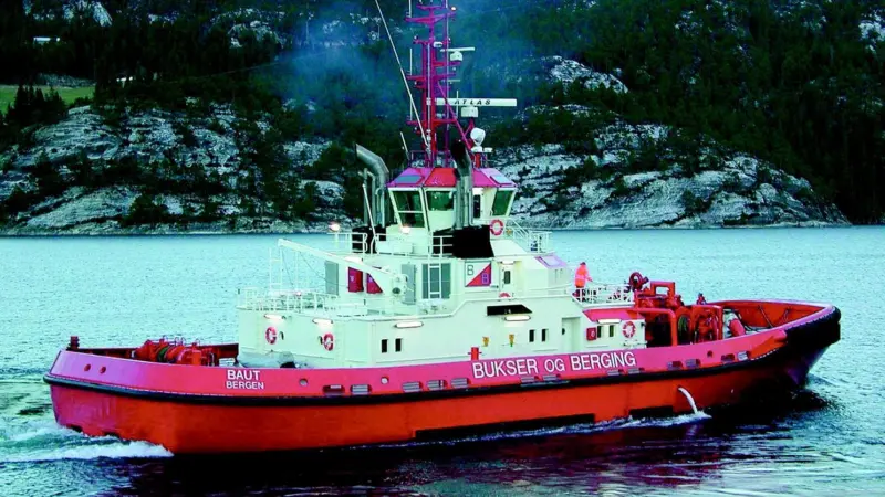 The new escort tug Baut is now in service at Mongstad.
