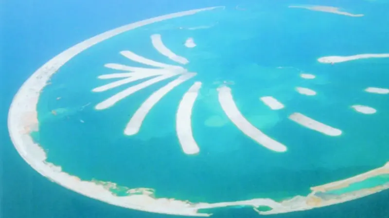 Oranje and Prins der Nederlanden have been specially designed for land reclamation works such as the Palm Islands off Dubai.