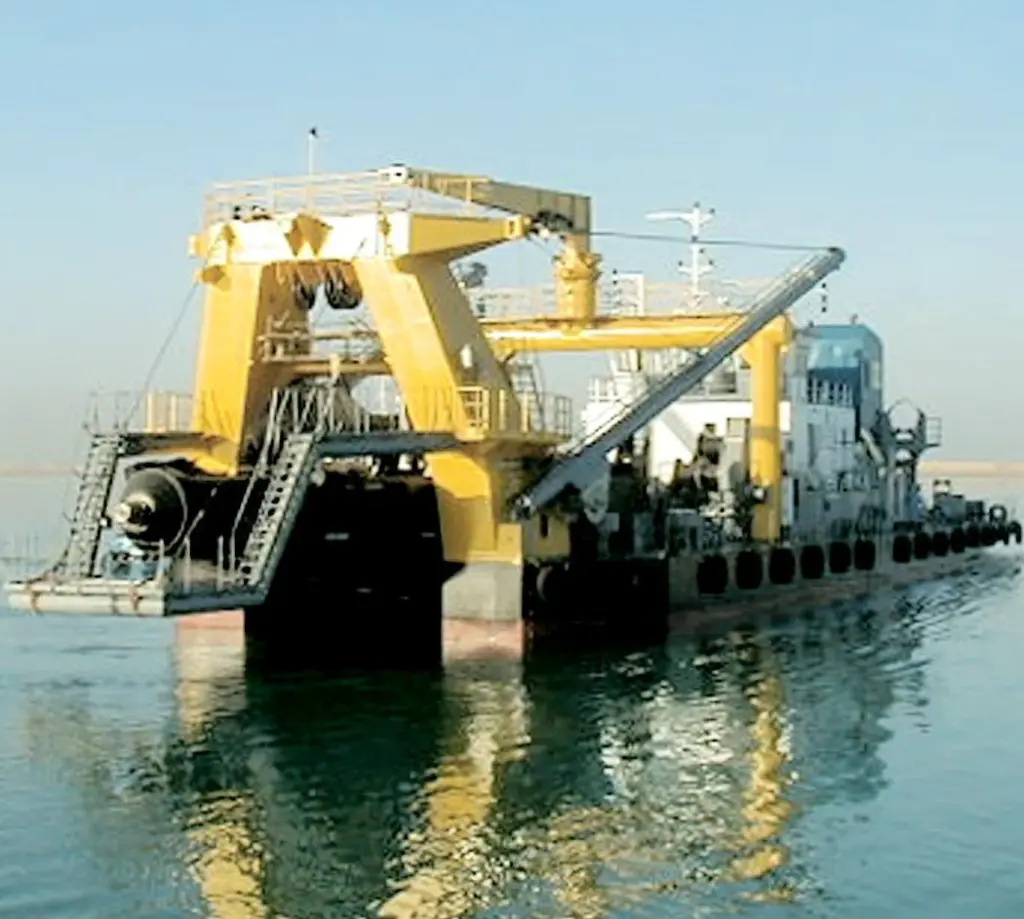 The Khaleej Bay has been built in Abu Dhabi to an engineering and components package supplied by Damen Dredging Equipment.