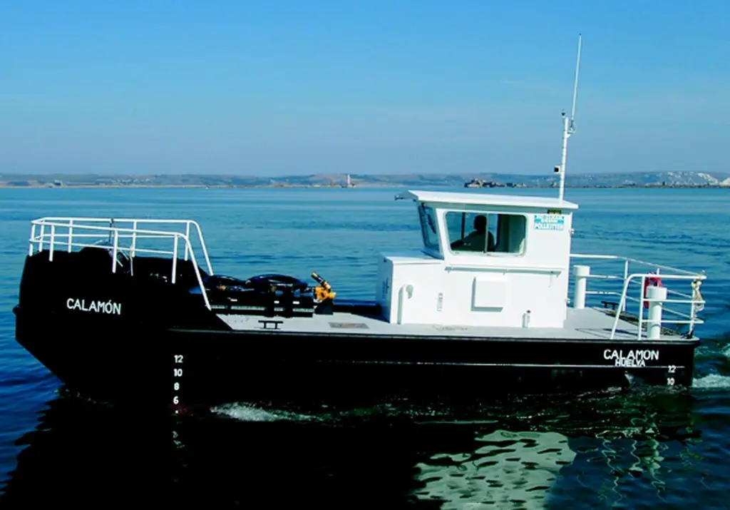 Calamon is the latest of three new oil spill control vessels for Spain.