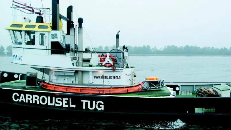 The Carousel system fitted to the Multratug 12 has a unique winch system.