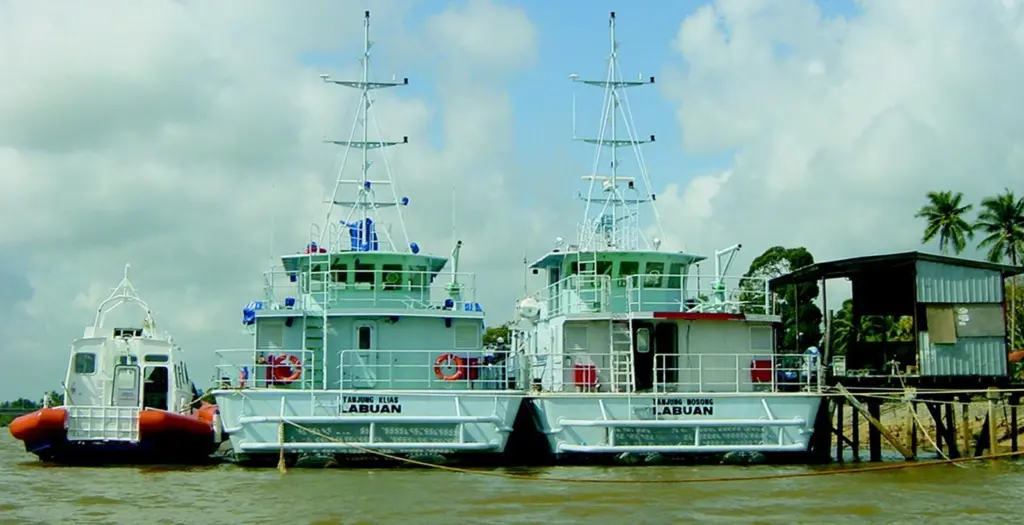 Tanjung Klias and Tanjung Nosong are the first boats to install the new Ultrajet 575 waterjet.