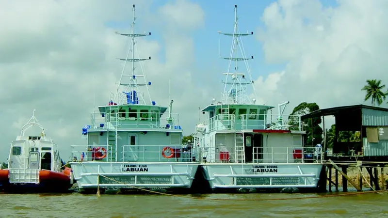 Tanjung Klias and Tanjung Nosong are the first boats to install the new Ultrajet 575 waterjet.