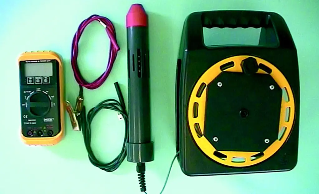The Marine Survey Kit enables rapid measurement of corrosion levels on marine structures.