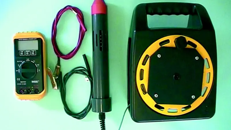 The Marine Survey Kit enables rapid measurement of corrosion levels on marine structures.