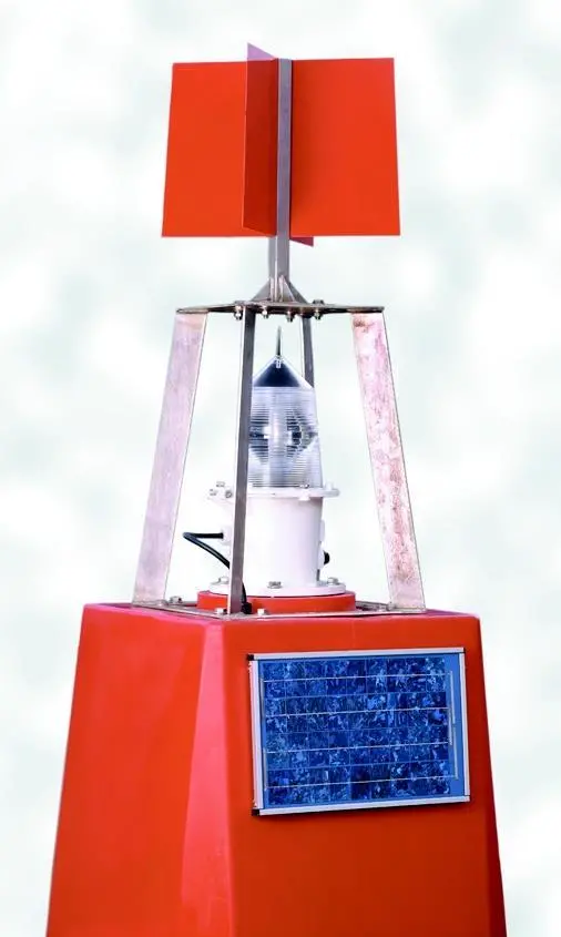 The PM-1800s superstructure can accommodate up to four 80W solar panels.