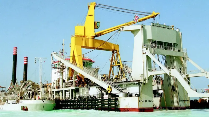 Jan de Nuls large cutter suction dredger J F J de Nul will be employed on the Langeled project in the North Sea.
