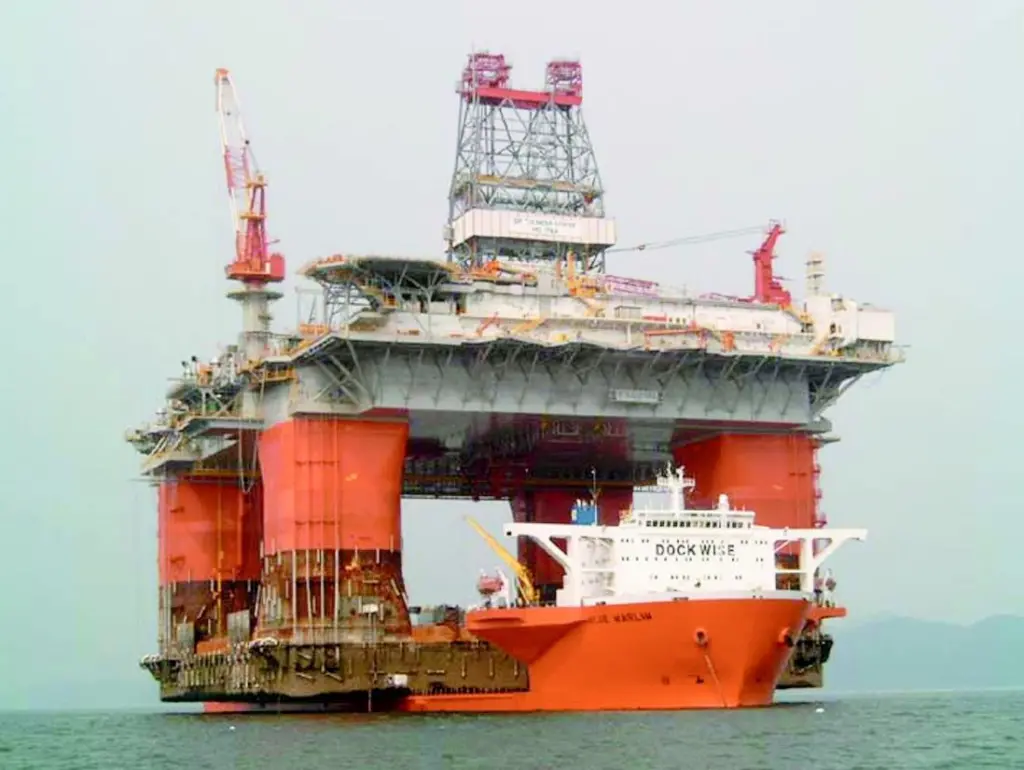 The 59,500 ton Thunder Horse is the largest PDQ ever built.