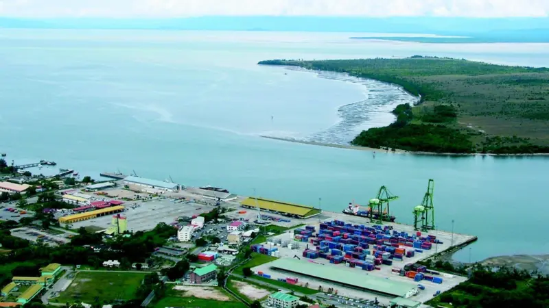 Halcrow is to advise the Brunei Economic Development Board (BEDB) on construction of Pulau Muara Besar port.