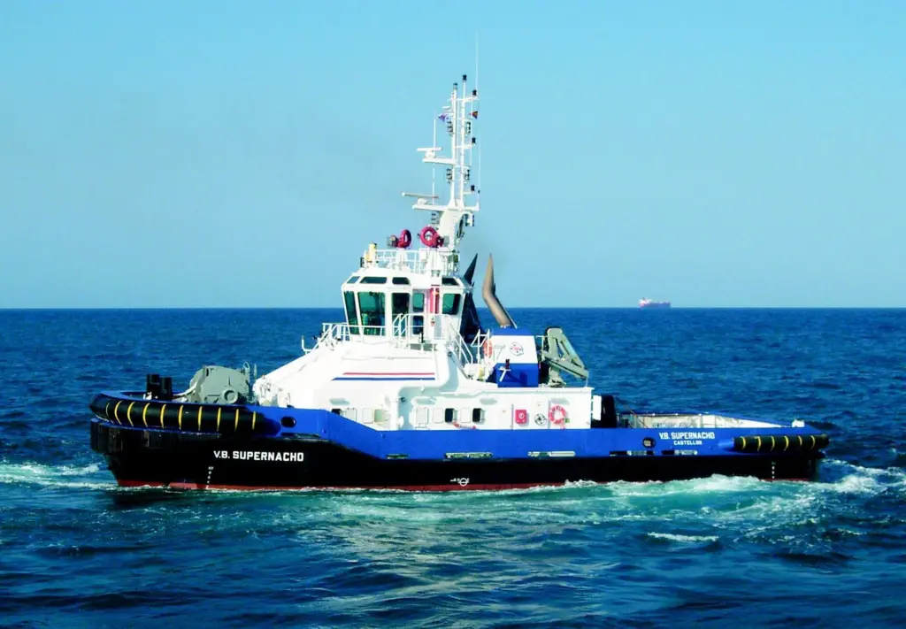 The first of a new stern drive design from UNV was the VB Supernacho.