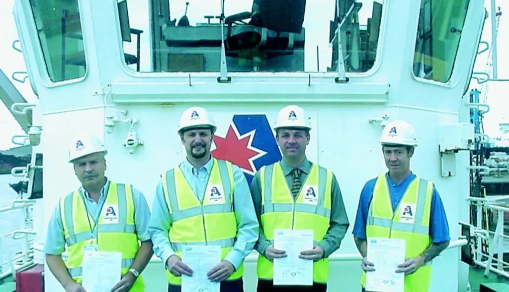 Qualifications in hand for Adsteam Humber crew. From left to right are Geoff Humphreys, Dennis Wright, Scott Ward and Steven Jewitt.