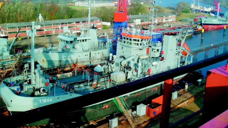 Naval work for Elsflether Werft.